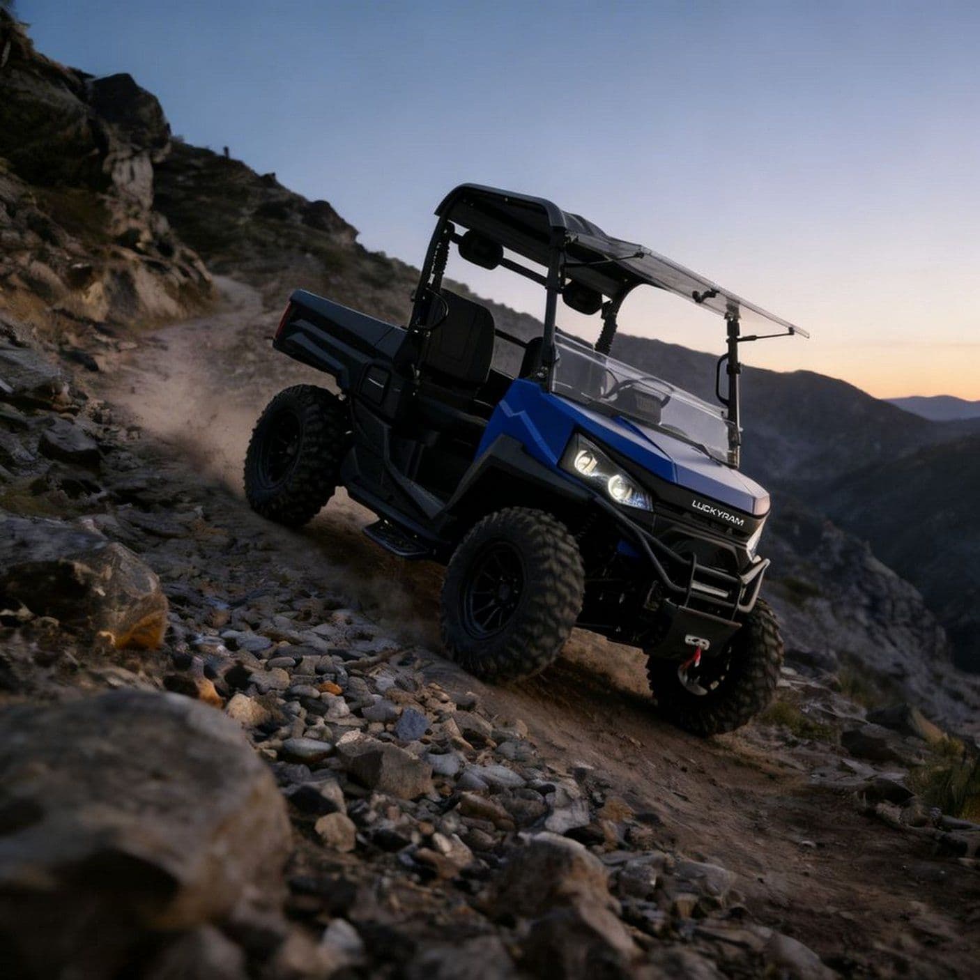 4WD UTV để săn công suất cực đại 20KW Lội 400mm Tải trọng 350kg